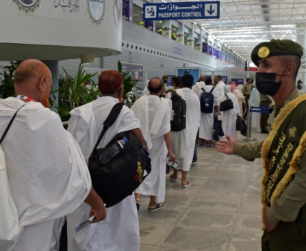 jemaah saat berada di bandara (foto: istimewa)